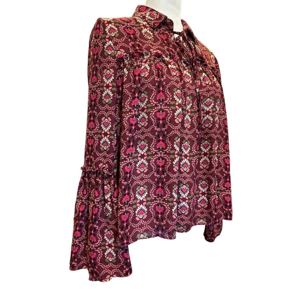 GB Floral Print Long Sleeve Blouse Size Large With Tie Neck & Ruffled‎ Cuffs